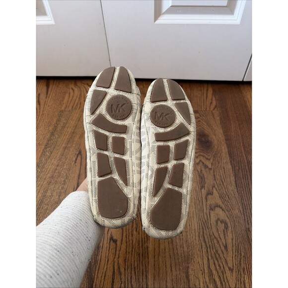 Michael KORS FULTON GOLD MK LOGO VANILLA SIGNATURE MOCCASINS Size 8 - Picture 5 of 5